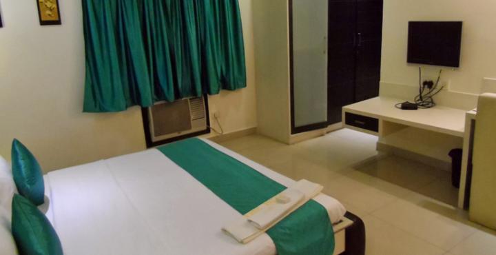 Treebo Trip Hive Hotel Chennai Exterior foto